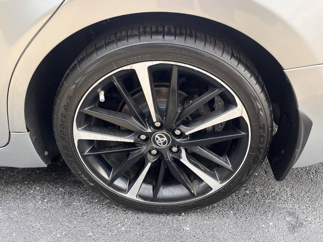 Toyota Camry  2018
