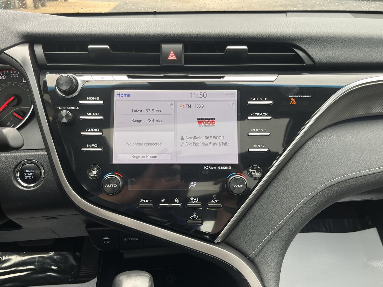 Toyota Camry  2018