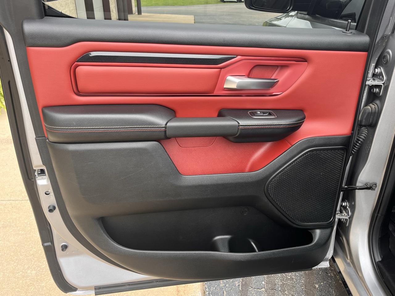 RAM 1500 Rebel 4x4 Crew Cab 5'7" Box 2019