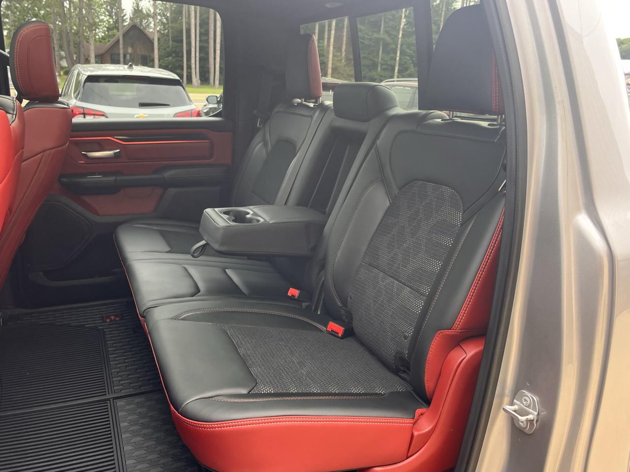 RAM 1500 Rebel 4x4 Crew Cab 5'7" Box 2019