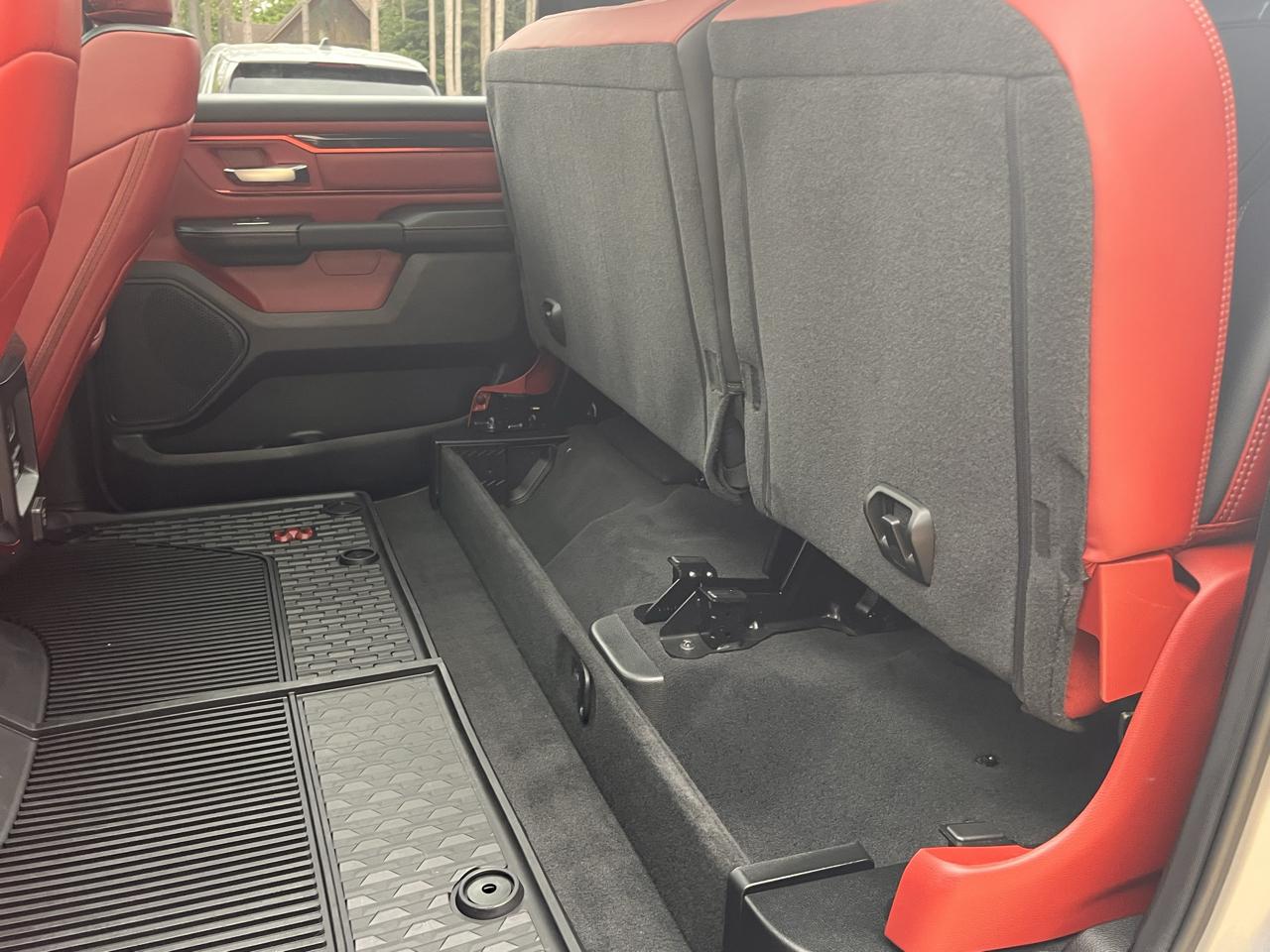 RAM 1500 Rebel 4x4 Crew Cab 5'7" Box 2019