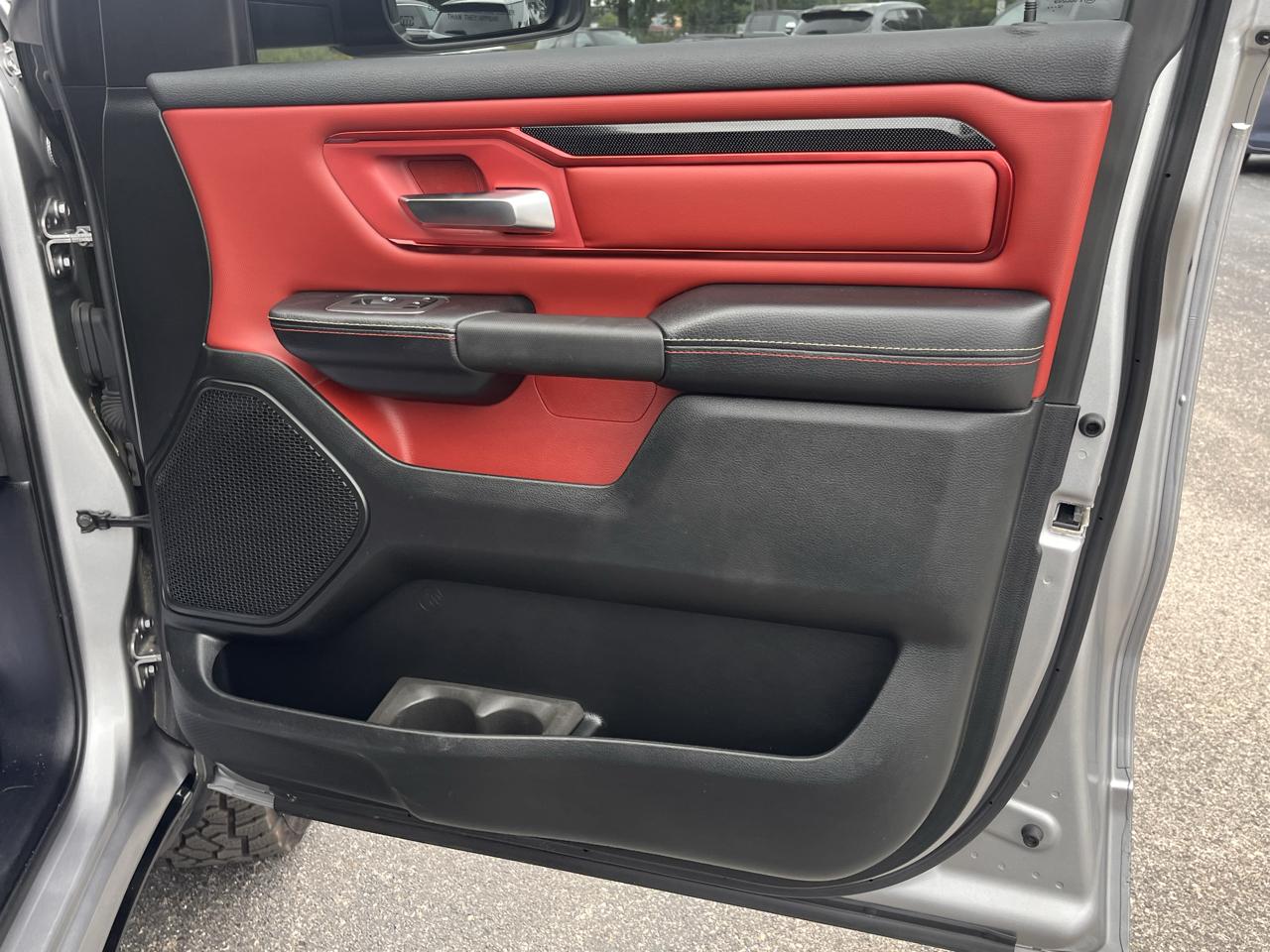 RAM 1500 Rebel 4x4 Crew Cab 5'7" Box 2019