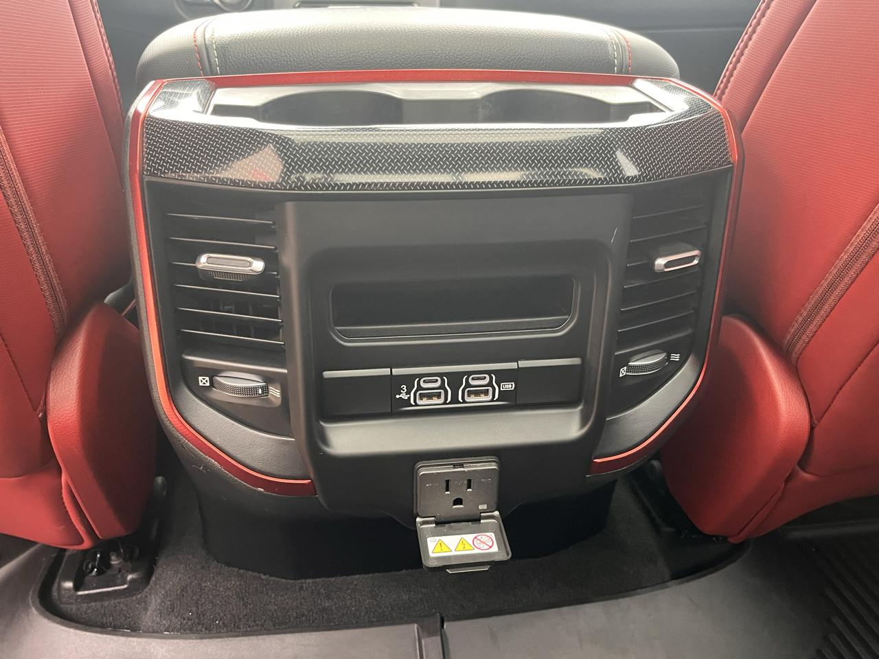 RAM 1500 Rebel 4x4 Crew Cab 5'7" Box 2019