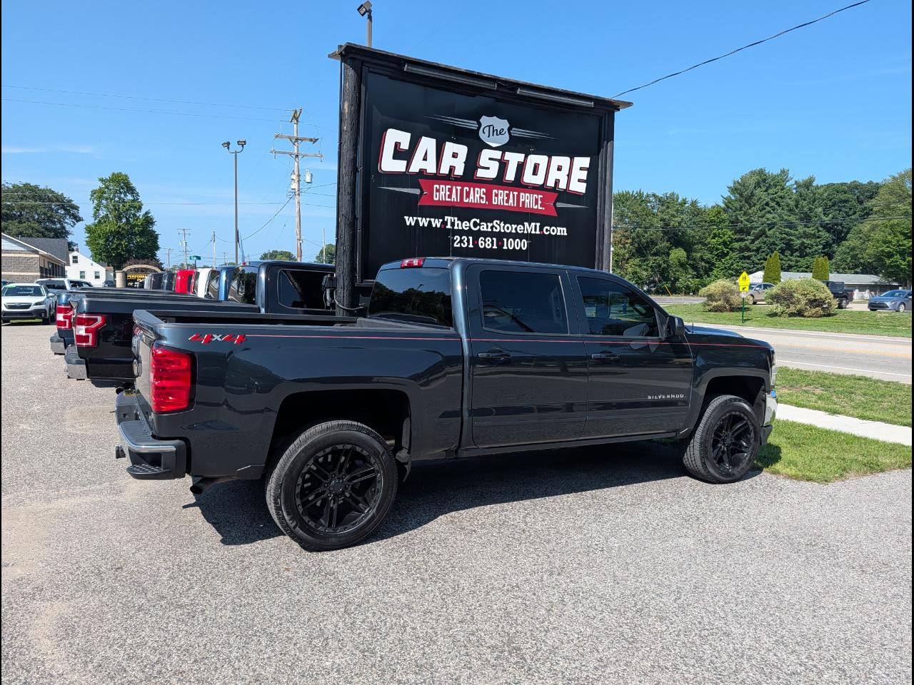 Chevrolet Silverado 1500 4WD Crew Cab 143.5" LT w/1LT 2018