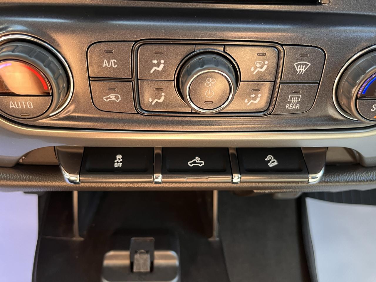 Chevrolet Silverado 1500 LD 4WD Double Cab LT w/2LT 2019