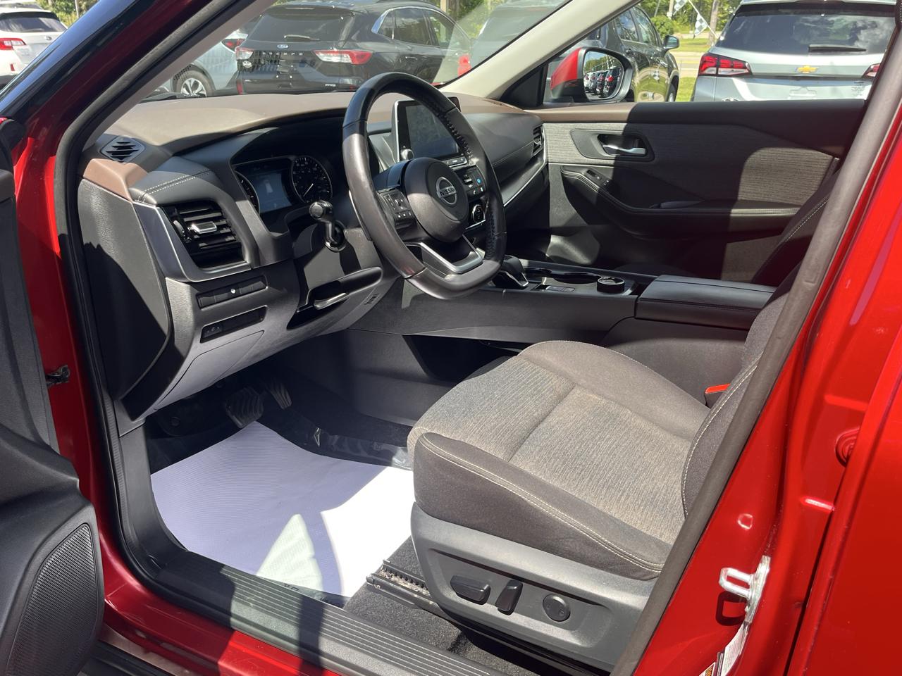 Nissan Rogue AWD SV 2021