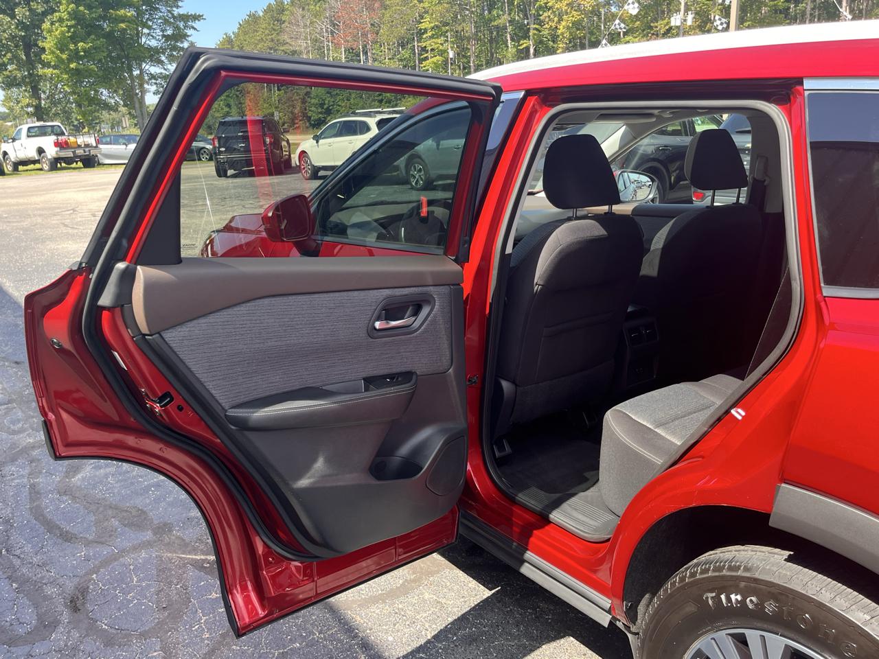 Nissan Rogue AWD SV 2021