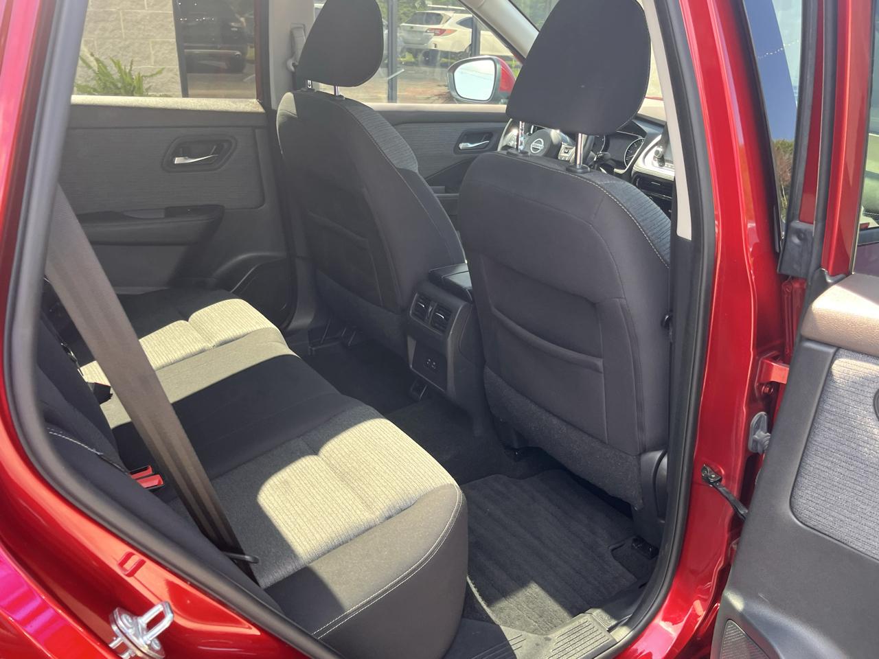 Nissan Rogue AWD SV 2021