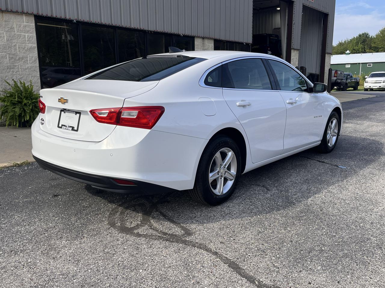 Chevrolet Malibu 4dr Sdn LS w/1FL 2020