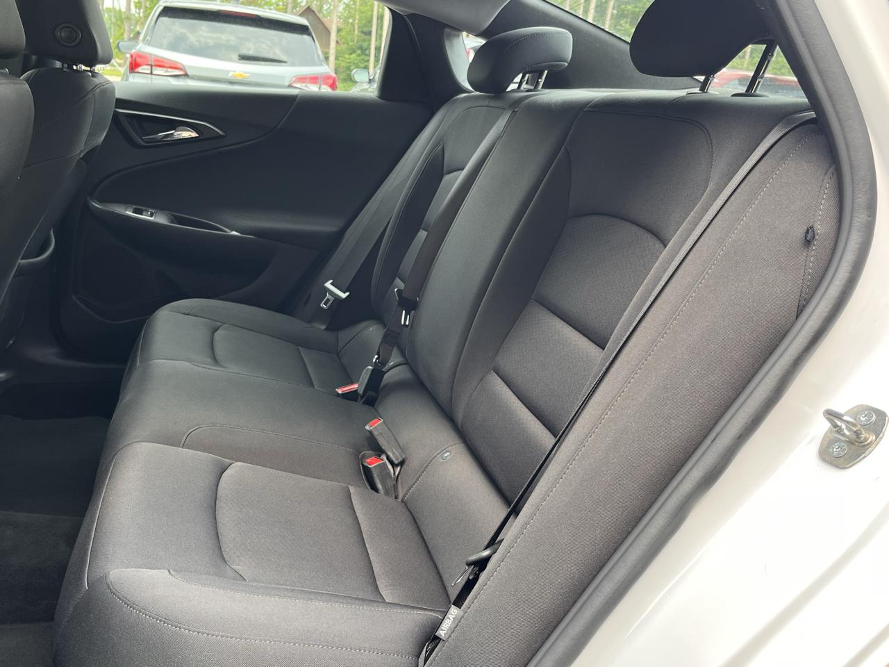 Chevrolet Malibu 4dr Sdn LS w/1FL 2020