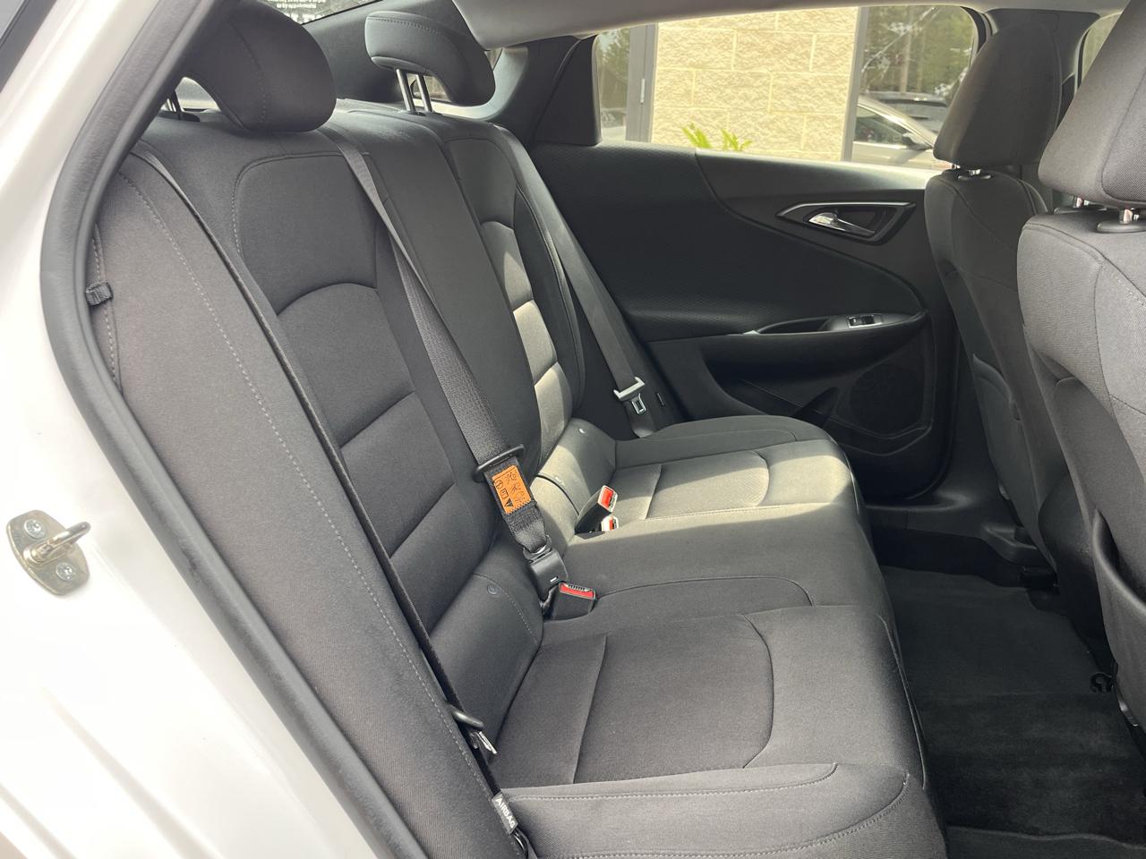 Chevrolet Malibu 4dr Sdn LS w/1FL 2020