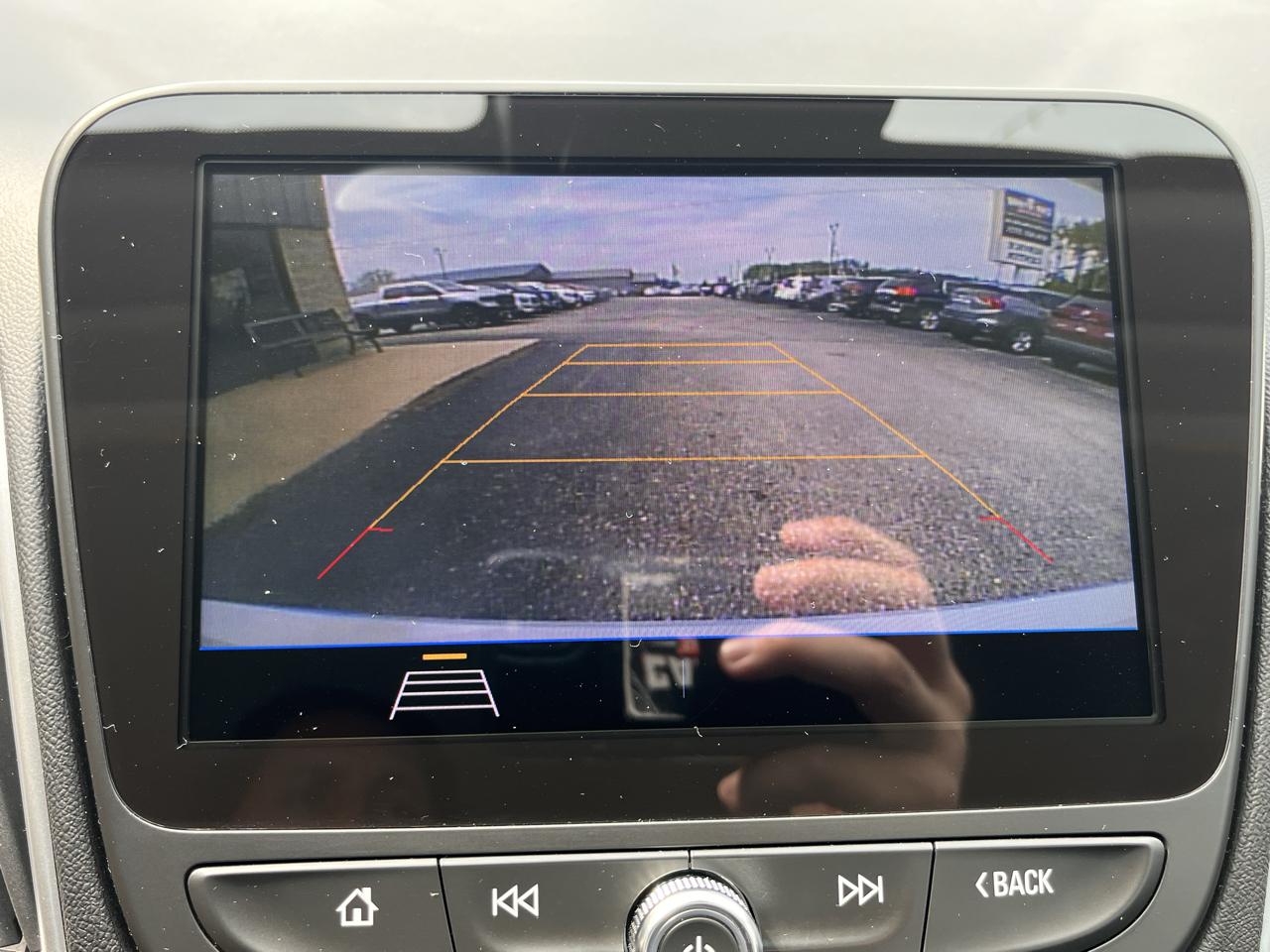 Chevrolet Malibu 4dr Sdn LS w/1FL 2020