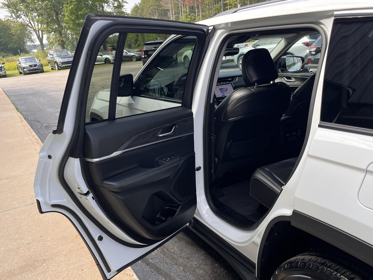 Jeep Grand Cherokee Limited 4x4 2023