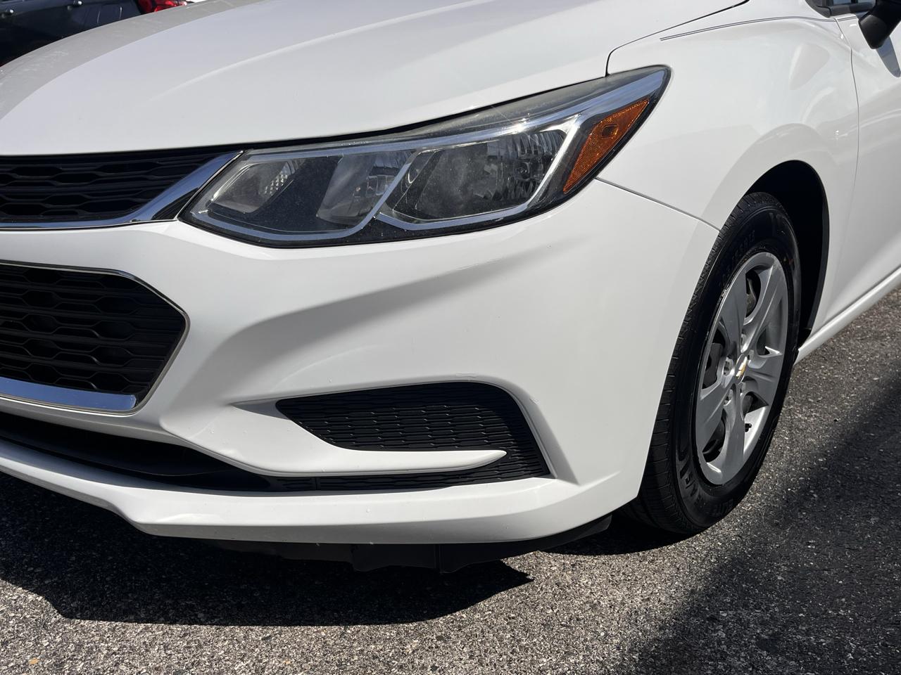 Chevrolet Cruze 4dr Sdn 1.4L LS w/1SB 2017
