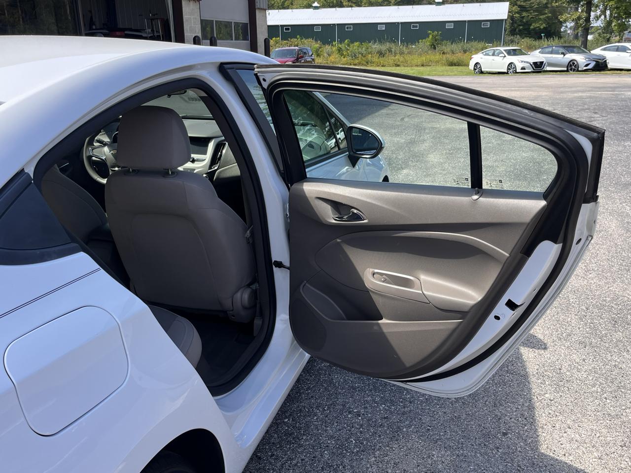 Chevrolet Cruze 4dr Sdn 1.4L LS w/1SB 2017