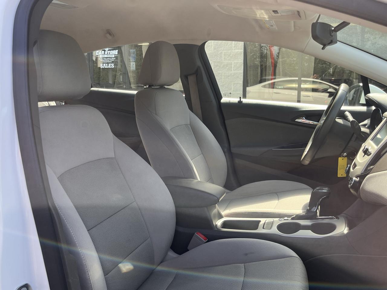Chevrolet Cruze 4dr Sdn 1.4L LS w/1SB 2017