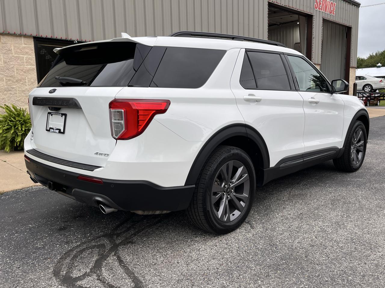 Ford Explorer XLT 4WD 2023