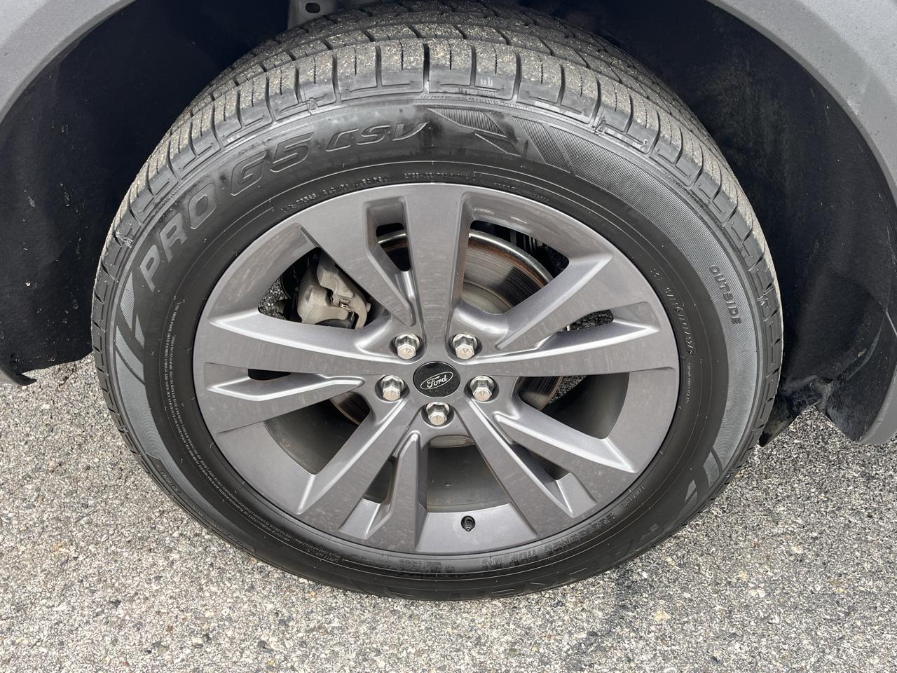 Ford Explorer XLT 4WD 2023
