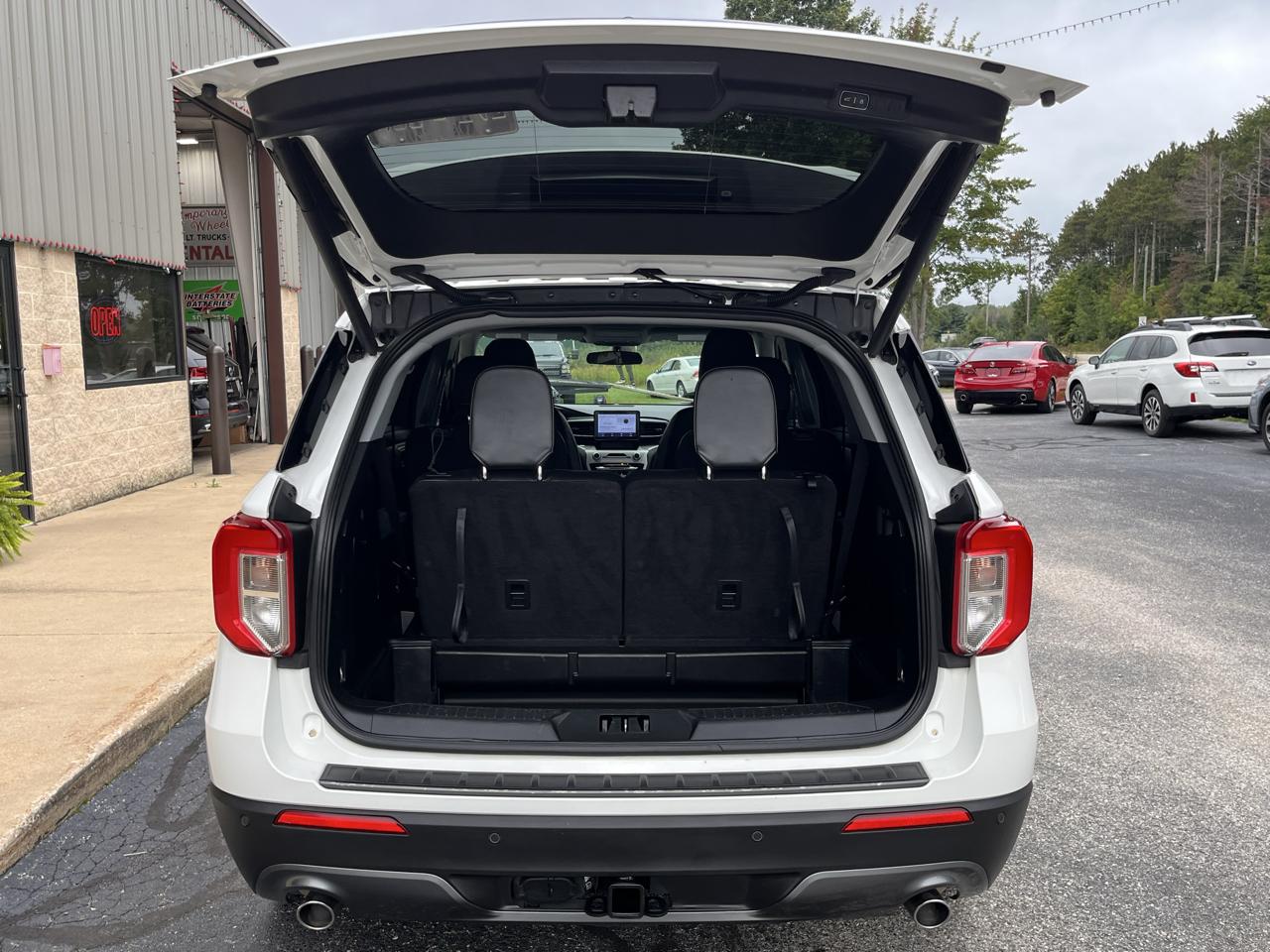 Ford Explorer XLT 4WD 2023
