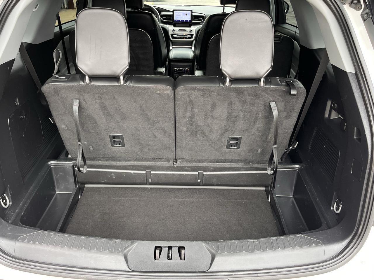 Ford Explorer XLT 4WD 2023