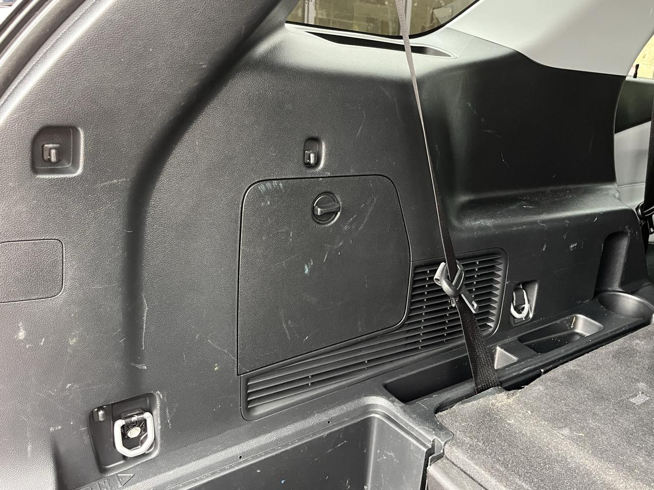 Ford Explorer XLT 4WD 2023