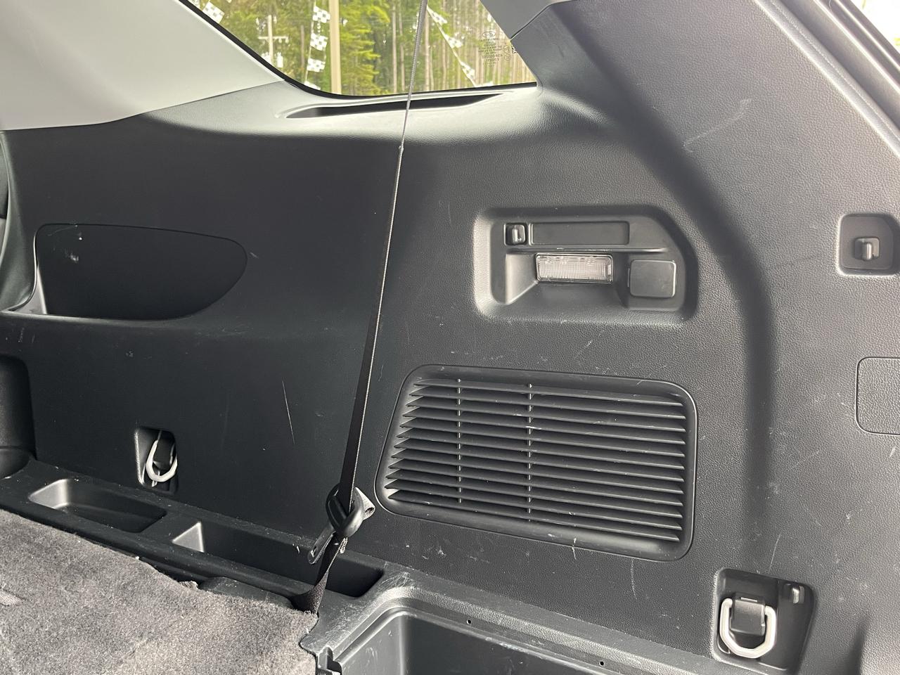 Ford Explorer XLT 4WD 2023