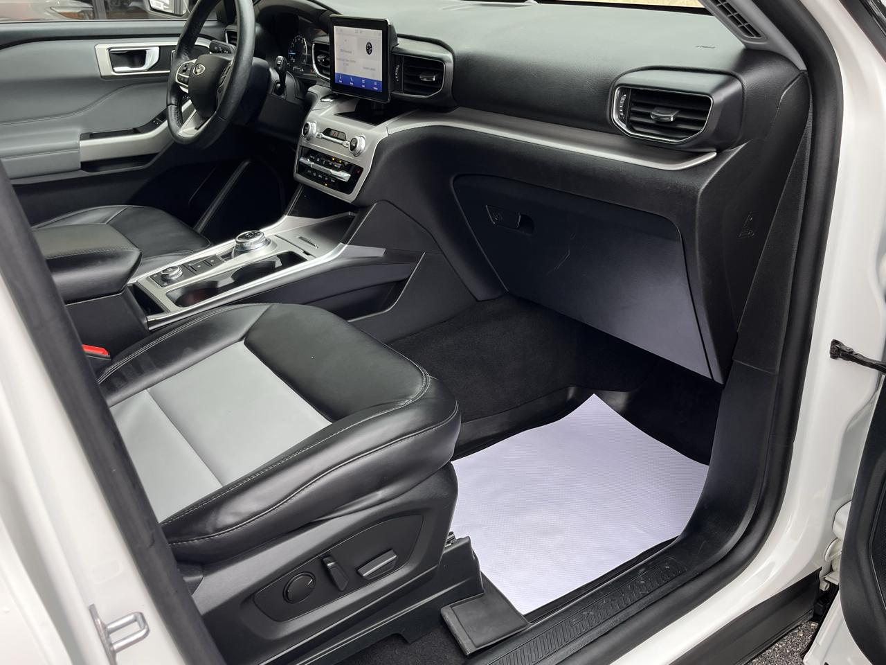 Ford Explorer XLT 4WD 2023
