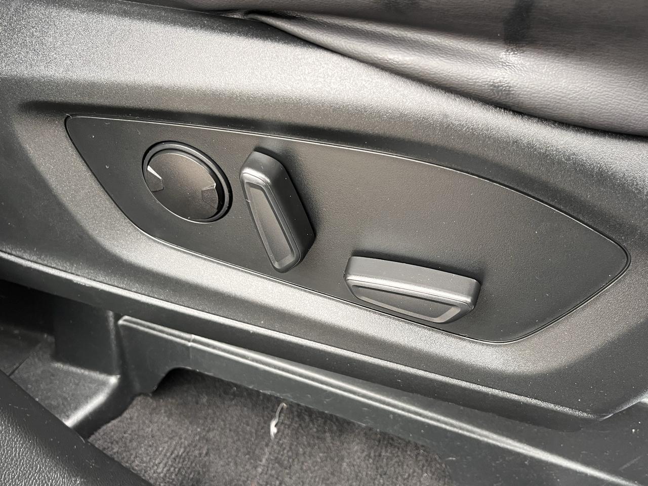 Ford Explorer XLT 4WD 2023