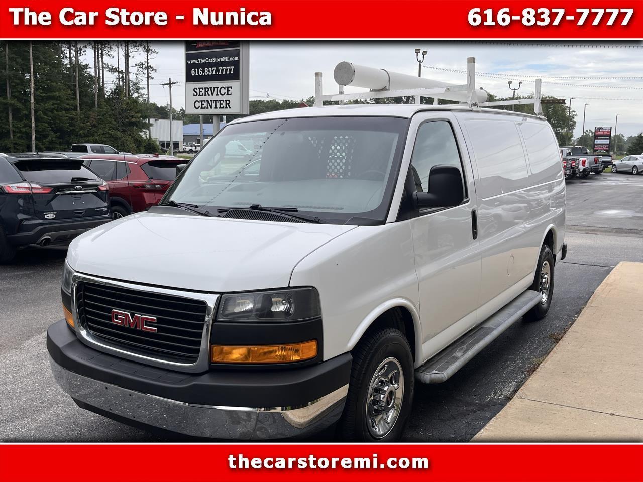 GMC Savana Cargo Van RWD 2500 135" 2018