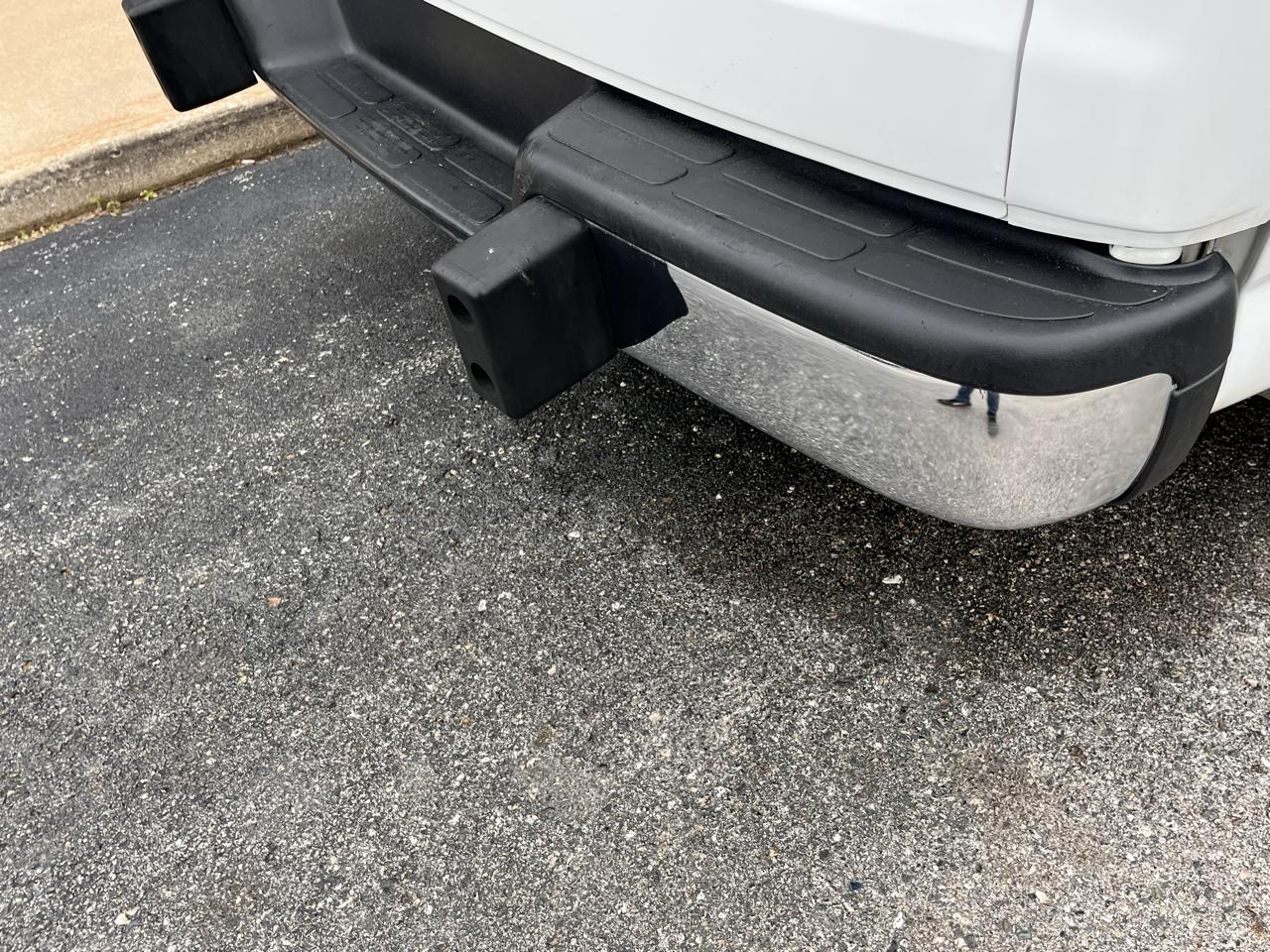 GMC Savana Cargo Van RWD 2500 135" 2018