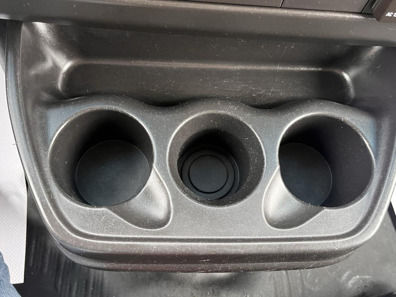 GMC Savana Cargo Van RWD 2500 135" 2018