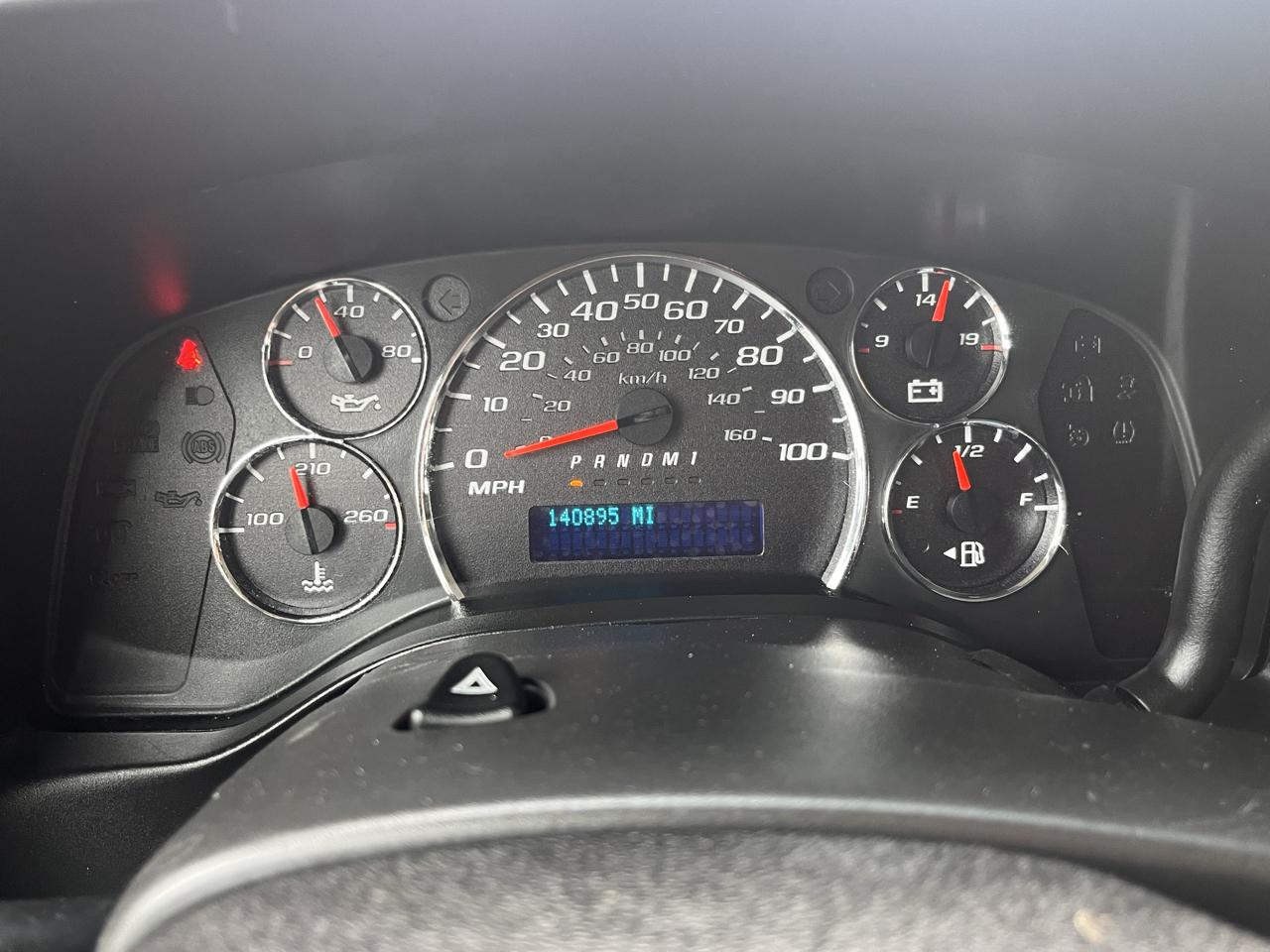 GMC Savana Cargo Van RWD 2500 135" 2018