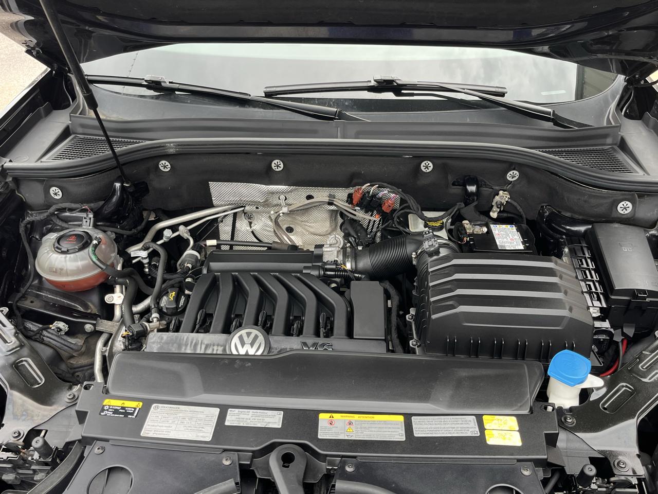 Volkswagen Atlas 2021.5 3.6L V6 SE w/Technology 4MOTION 2021