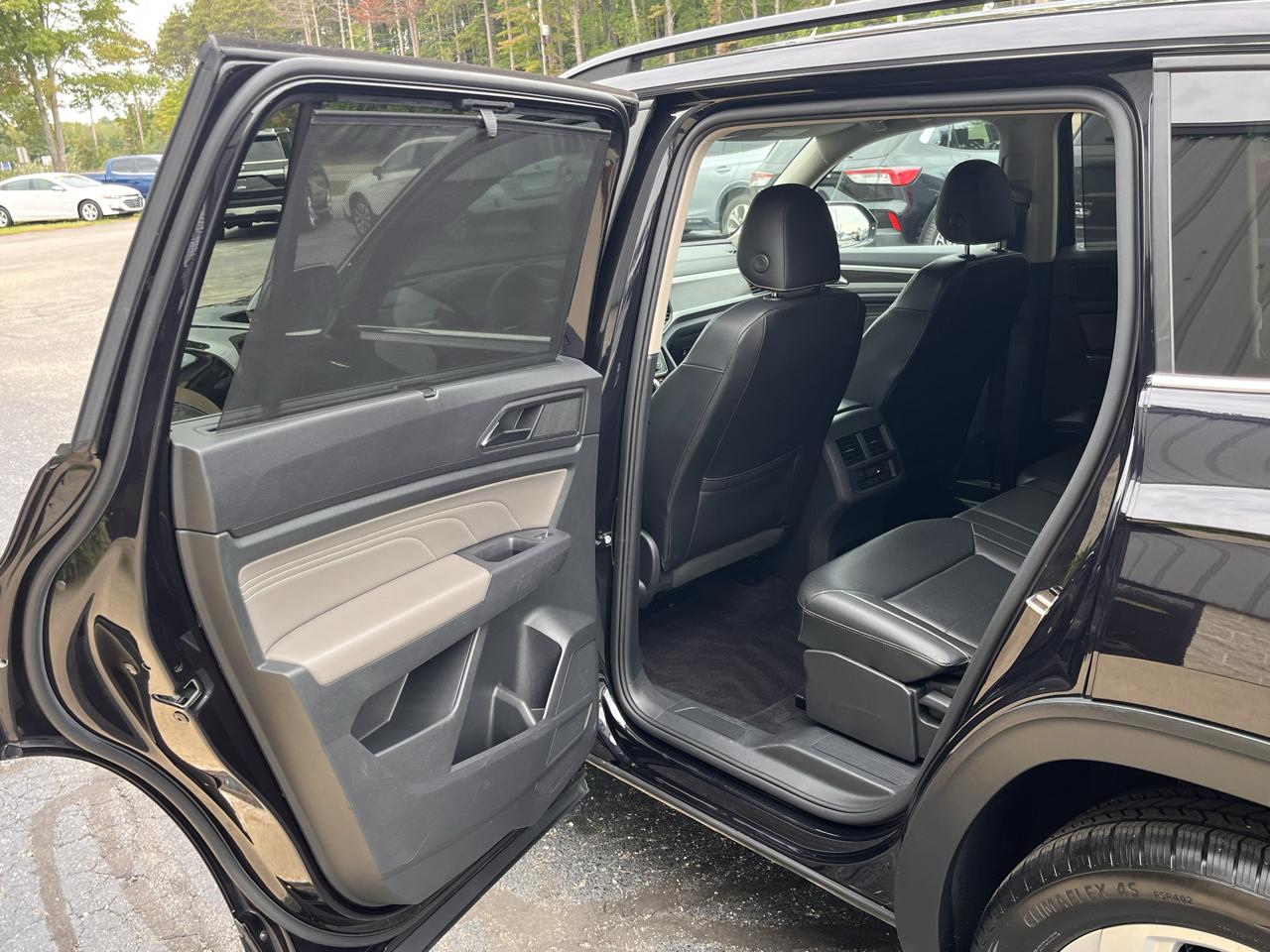 Volkswagen Atlas 2021.5 3.6L V6 SE w/Technology 4MOTION 2021