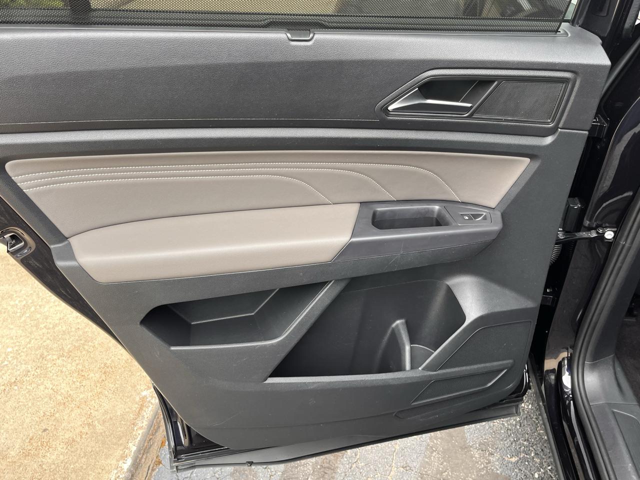 Volkswagen Atlas 2021.5 3.6L V6 SE w/Technology 4MOTION 2021