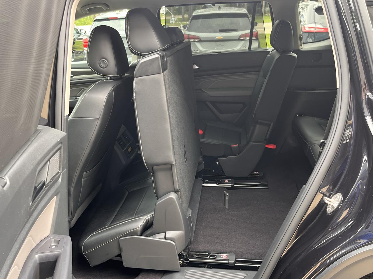 Volkswagen Atlas 2021.5 3.6L V6 SE w/Technology 4MOTION 2021