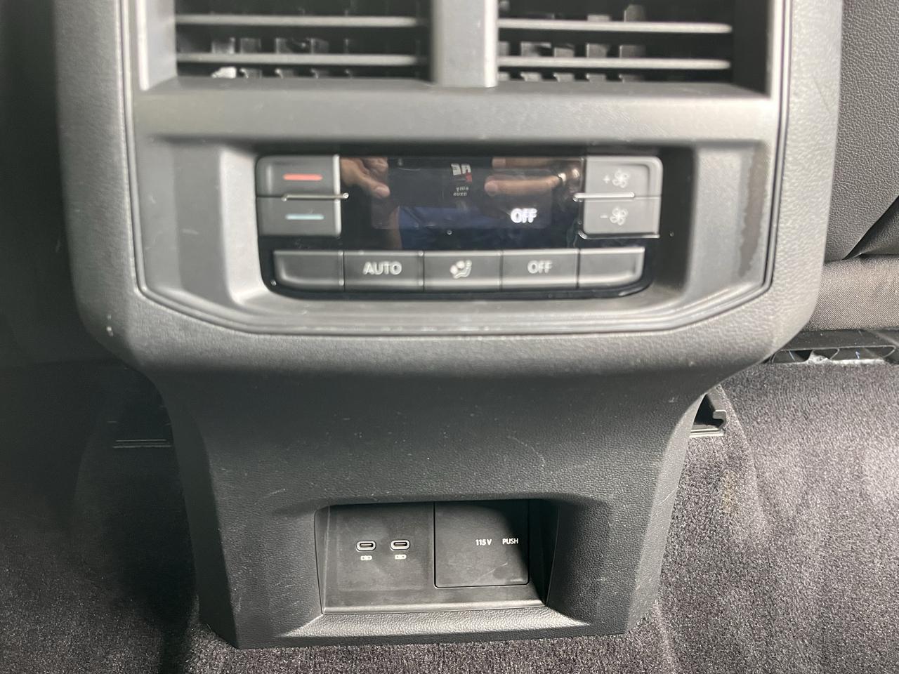 Volkswagen Atlas 2021.5 3.6L V6 SE w/Technology 4MOTION 2021
