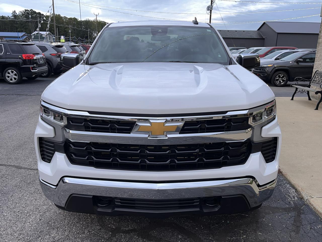 Chevrolet Silverado 1500 4WD Double Cab 147" LT w/2FL 2025