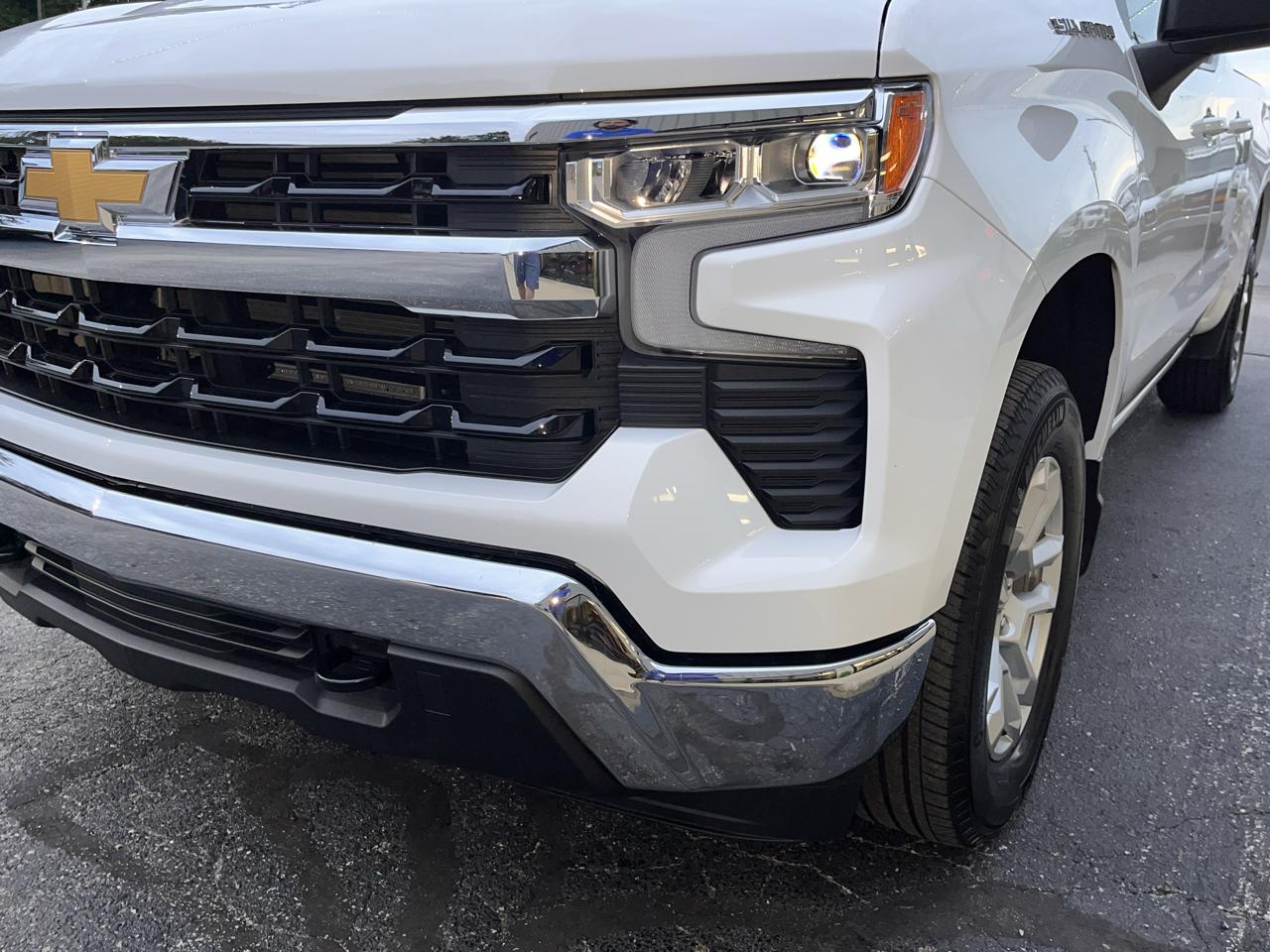 Chevrolet Silverado 1500 4WD Double Cab 147" LT w/2FL 2025