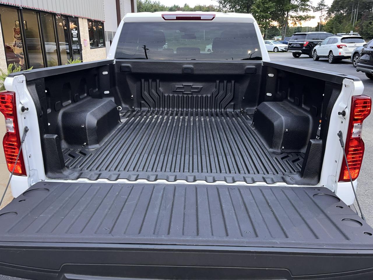 Chevrolet Silverado 1500 4WD Double Cab 147" LT w/2FL 2025