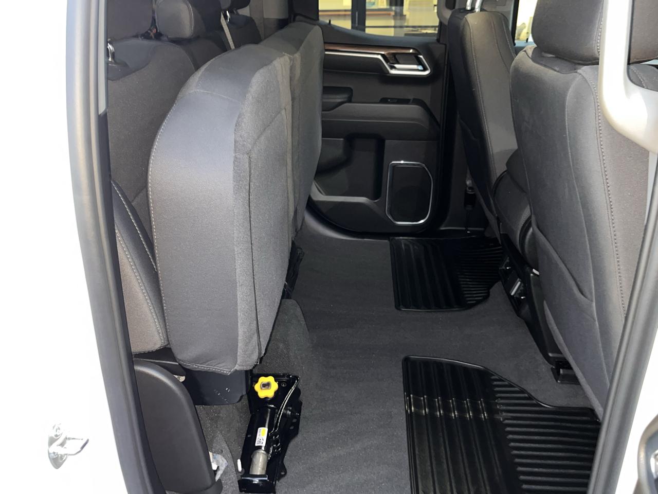 Chevrolet Silverado 1500 4WD Double Cab 147" LT w/2FL 2025