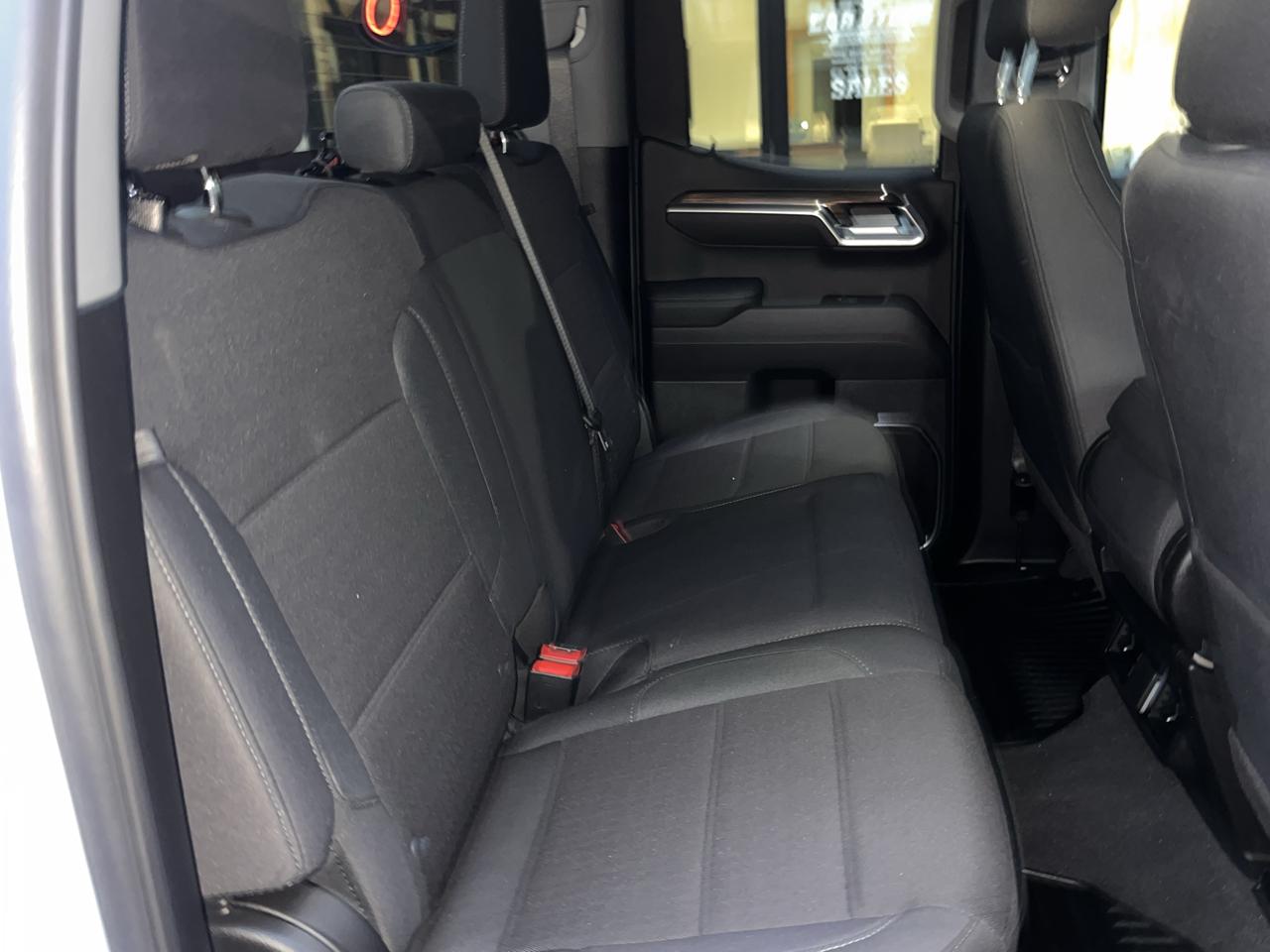 Chevrolet Silverado 1500 4WD Double Cab 147" LT w/2FL 2025