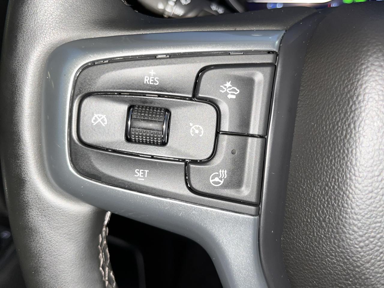 Chevrolet Silverado 1500 4WD Double Cab 147" LT w/2FL 2025
