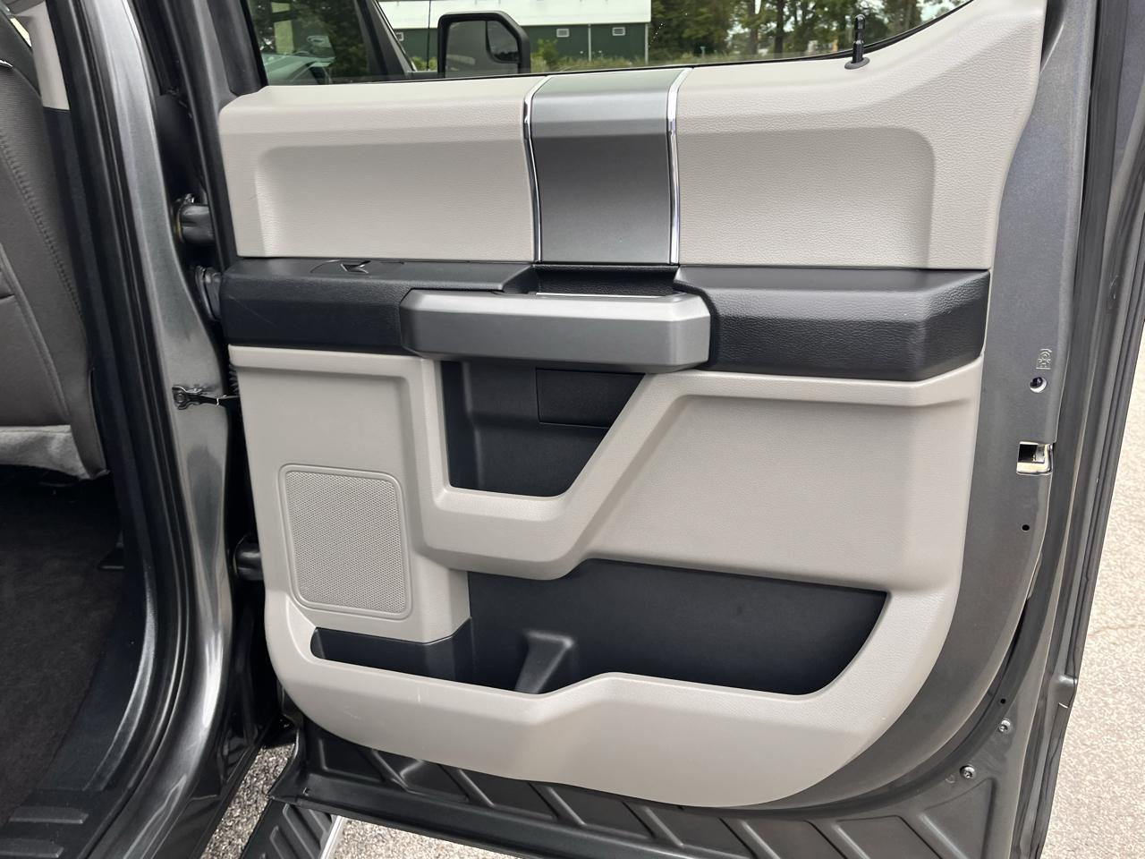Ford F-150 XLT 2WD SuperCrew 5.5' Box 2019