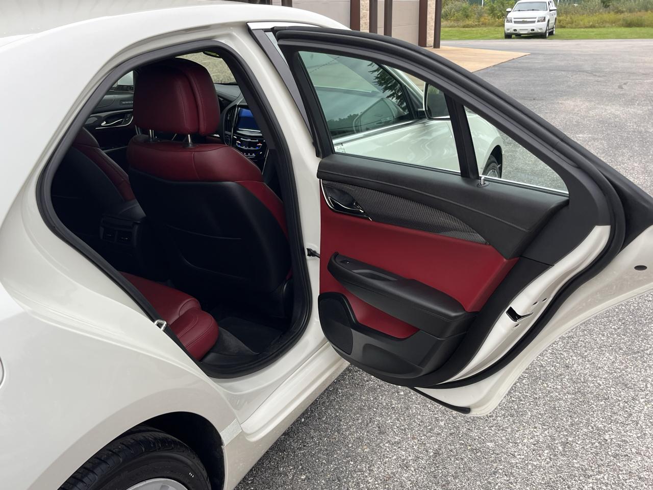Cadillac ATS 4dr Sdn 3.6L Performance AWD 2013