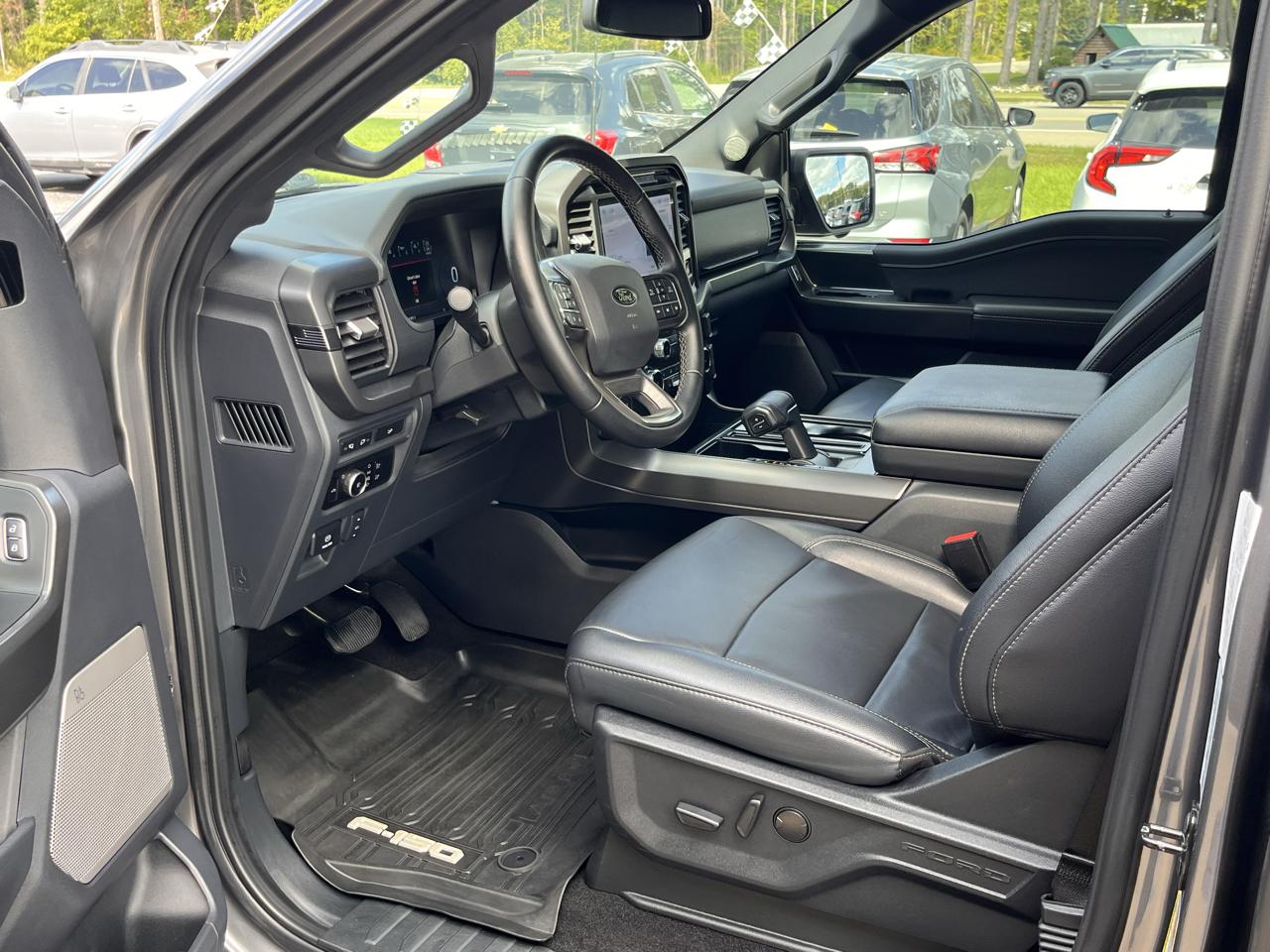 Ford F-150 XLT 4WD SuperCrew 5.5' Box 2024
