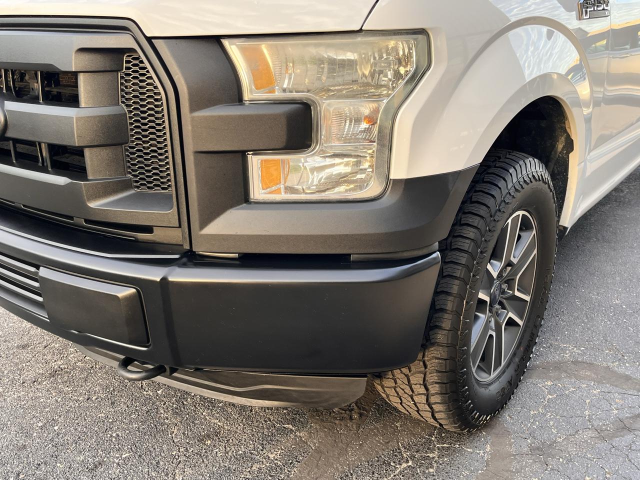 Ford F-150 4WD SuperCrew 145" XL 2015