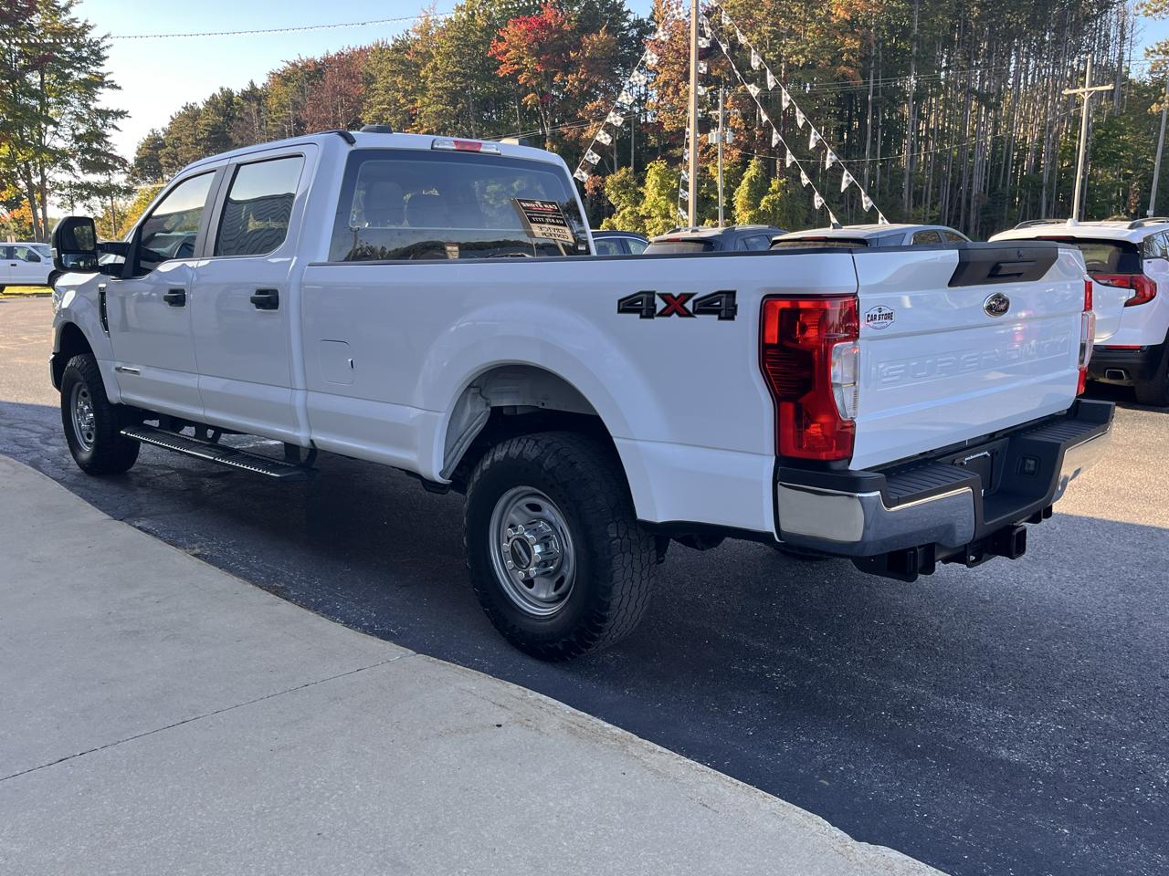 Ford Super Duty F-250 SRW XL 4WD Crew Cab 8' Box 2022
