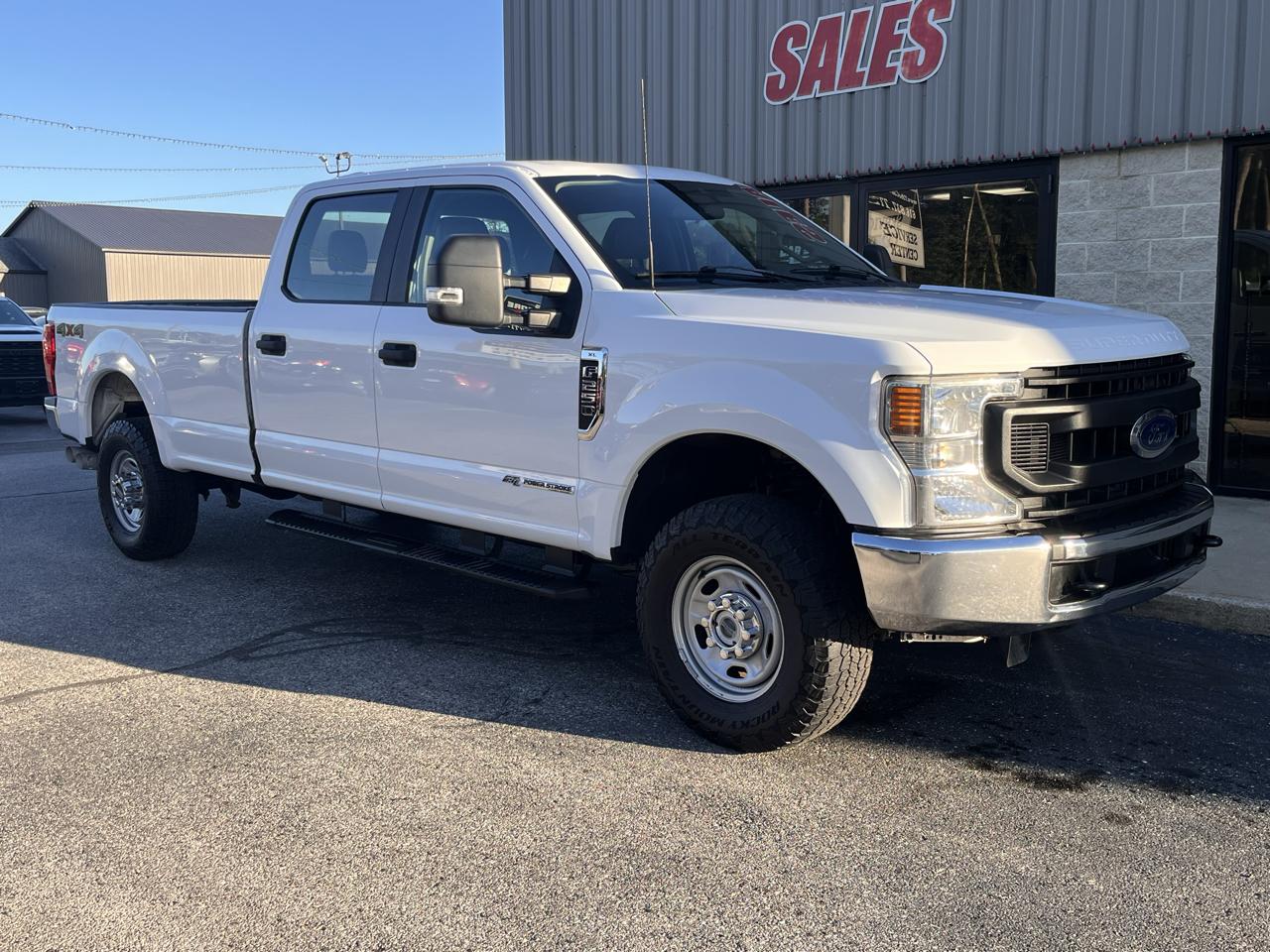 Ford Super Duty F-250 SRW XL 4WD Crew Cab 8' Box 2022