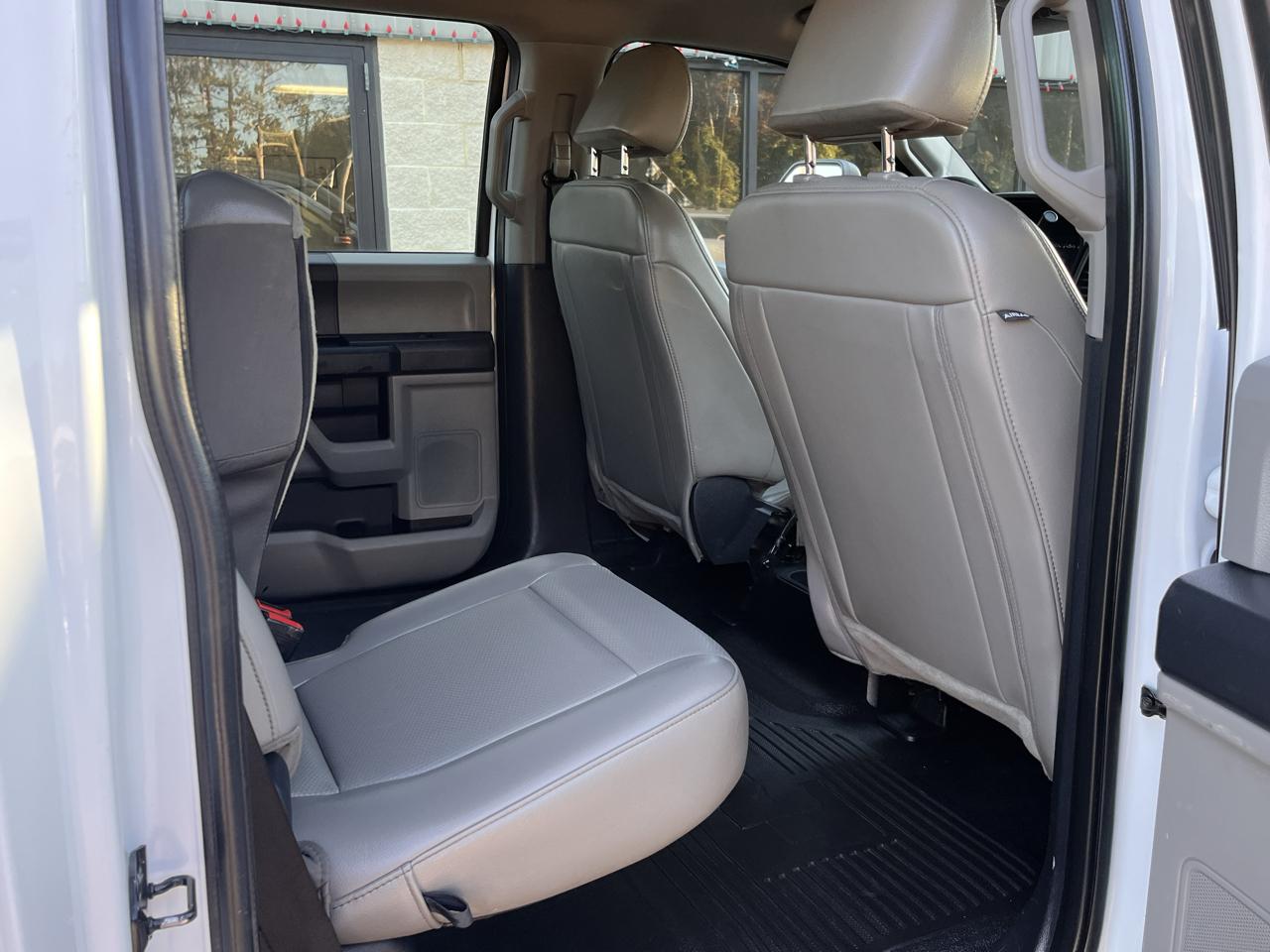 Ford Super Duty F-250 SRW XL 4WD Crew Cab 8' Box 2022